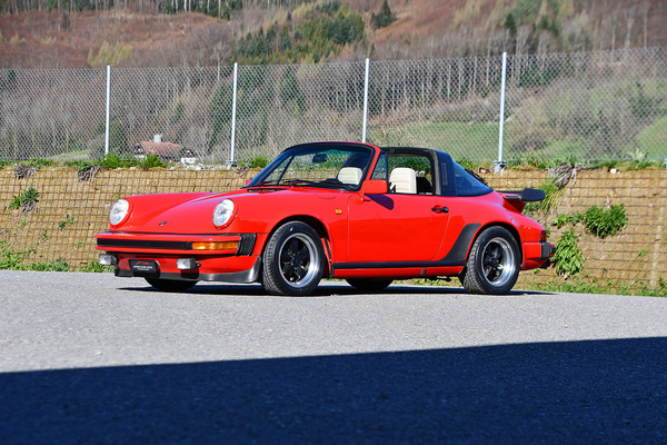 Porsche 911 SC 3.0 Targa (1979) - as lot 17 at the Swiss Classic World auction of the Oldtimer Gallery on June 1, 2024