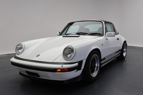 Porsche 911 SC 3.0 Targa (1983) - as Lot 08 at the Emil Frey Classic Auctions on April 26, 2025