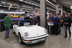 Bild Porsche 911 SC Cabriolet (1987) - bei der Touring Garage für CHF 78'500 im Angebot - Oldtimermesse St. Gallen 2018