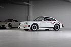 Bild: Porsche 911 SC 'Martini Championship Edition' (1978) - Lot 2160 an der RM/Sotheby's "The White Collection" Versteigerung in Houston am 1./2. Dezember 2023