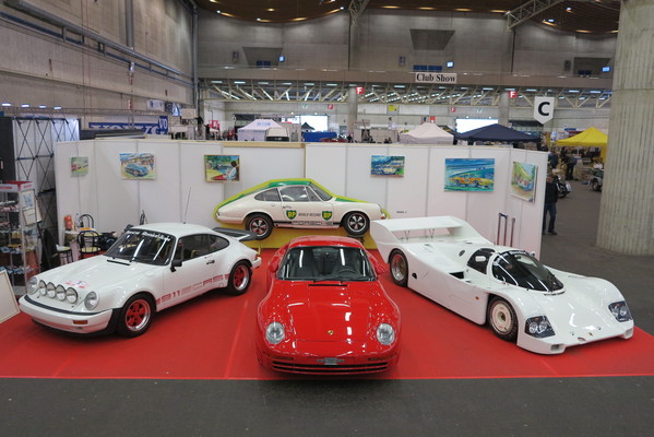 Porsche 911 SC/RS (1986) - zusammen mit dem ex-Karajan 959 und dem 962 C von 1990 - beim Aufräumen am Sonntag Abend fotografiert