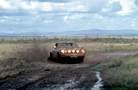 Bild Porsche 911 SC Safari an der Safari Rallye 1978 in Kenia