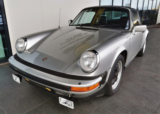 Bild: Porsche 911 SC Targa (1982) – angeboten als Los Nummer 41 bei der Motor-Auctions-Auktion in Tulln am 21. Mai 2022