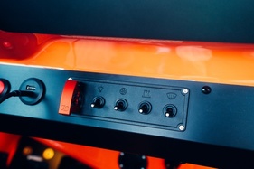 Porsche 911 Sportec SUB1000 -roter Aluminiumschalter für Sportmodus mit aggressiverem Kennfeld Porsche 911 Sportec SUB1000 -roter Aluminiumschalter für Sportmodus mit aggressiverem Kennfeld