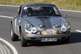 Porsche 911 T (1969) am Jochpass Memorial 2011 (Start-Nr. 140) (1969)