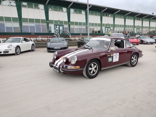 Porsche 911 T (1970) – Porsche-Treffen Dinslaken 2022