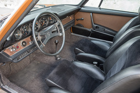 Porsche 911 T (1972) - klassisches Sportwagen-Interieur