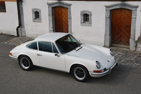 Porsche 911 T 2,2 (1970) - als Lot 16 an der Versteigerung der Oldtimer Galerie Toffen anlässlich der Dolder Classics am 11. Juni 2016