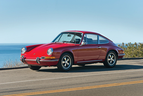 Porsche 911 T Coupe by Karmann (1969) - as lot 214 at the RM auction in Arizona on January 15/16, 2015