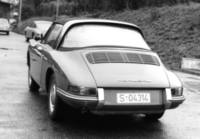 Porsche 911 Targa (1965) - frühes Modell mit weicher Heckscheibe