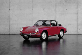 Porsche 911 Targa (Softwindow) (1967) - as lot 141 at the Humer Granner Classic Expo Salzburg Auction 2025