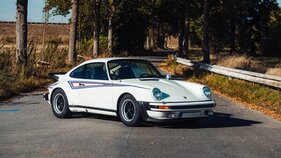 Porsche 911 Turbo (1975) - als 156 an der Broad Arrow Zoute Concours Versteigerung 2025
