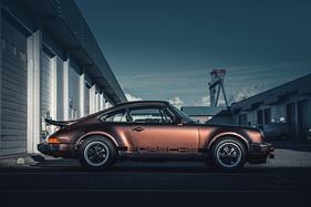 Porsche 911 Turbo (1975) - als Lot 229 angeboten an der RM/Sotheby's Versteigerung "Driven by Disruption" in New York am 10. Dezember 2015