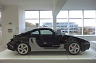 Porsche 911 Turbo (2000) – Schnittmodell – im Museum PACE in Dortmund