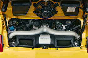 Porsche 911 Turbo (2007) - Blick unter die Motorhaube (2007)
