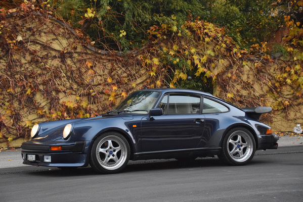 Porsche 911 Turbo 3,3 (1986) - gemeldet als Lot 110 an der Versteigerung der Oldtimer Galerie in Gstaad am 29. Dezember 2018