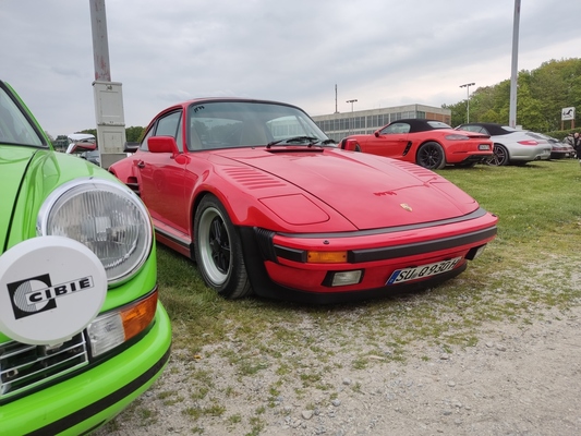 Porsche 911 Turbo 3.3 Flachbau (1982) – Porsche-Treffen Dinslaken 2022