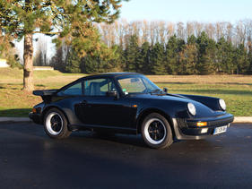 Porsche 911 Turbo 3.3 Litres Coupé (1986) - angeboten als Lot 376 an der Bonhams-Versteigerung im Grand Palais Paris am 4. Februar 2016 (1986)