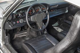 Porsche 911 Turbo (930) (1977) - klassisches Porsche-Interieur (1977)