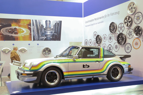 Porsche 911 Turbo Cabriolet BB (1977) - bekannt geworden durch die Polaroid-Streifen (Techno Classica 2017)