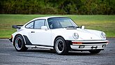 Image: Porsche 911 Turbo Coupe (1987) - as 117 at the Broad Arrow "The Las Vegas Auction" 2025