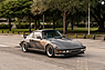 Porsche 911 Turbo Coupe Slant Nose Usine Flachbau (1982) - als Lot 080 angeboten an der Versteigerung von Artcurial an der Rétromobile Paris am 7. Februar 2020 (© Artcurial, 2019) Porsche 911 Turbo Coupe Slant Nose Usine Flachbau (1982) - als Lot 080 angeboten an der Versteigerung von Artcurial an der Rétromobile Paris am 7. Februar 2020 (© Artcurial, 2019)