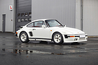 Bild: Porsche 911 Turbo "Flachbau" (1986) - Lot 133 an der RM/Sotheby's Versteigerung in Paris am 31. Januar 2024
