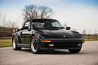 Bild: Porsche 911 Turbo 'Flat Nose' Cabriolet (1989) - als Lot 212 an der RM/Sotheby's Arizona Versteigerung 2017 angeboten
