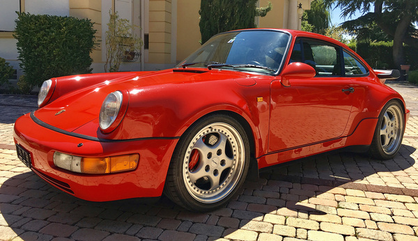 Porsche 911 Turbo II 3,6 1993 () - gemeldet/vorgesehen für die Versteigerung der Oldtimer Galerie Toffen in Gstaad am 29. Dezember 2018