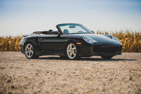 Porsche 911 Turbo S Cabriolet (2005) - angeboten als Lot 219 an der RM/Sotheby's Porsche-Versteigerung in Atlanta am 27. Oktober 2018 (2005)