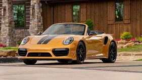 Porsche 911 Turbo S Exclusive Series Cabriolet (2019) - als Lot 126 an der Broad Arrow Porsche Auction with Air|Water 2024