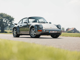 Porsche 911 Type 964 Turbo 3.3 (1992) - angeboten als Lot 102 an der Bonhams Zoute Versteigerung am 8. Oktober 2023 Porsche 911 Type 964 Turbo 3.3 (1992) - angeboten als Lot 102 an der Bonhams Zoute Versteigerung am 8. Oktober 2023