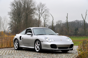 Porsche 911 Type 996 Turbo Coupé (2001) - als Lot 255 angeboten an der Bonhams Les Grandes Marques du Monde au Grand Palais Paris Versteigerung am 3. Februar 2022
