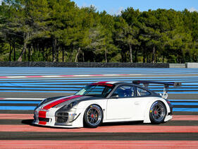 Porsche 911 Type 997 GT3 R (2010) - Lot 162 an der Bonhams Versteigerung "Les Grandes Marques du Monde à Paris" am 1. Februar 2024