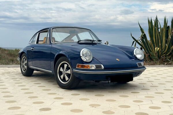 Bild: Porsche 911 - angeboten via Route 66