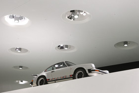 Porsche 911 - das G-Modell mit den Faltenbälgen - 50 Jahre Porsche 911 im Porsche-Museum
