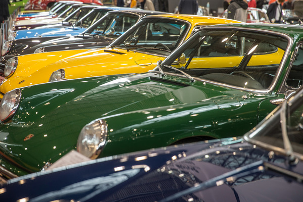 Porsche 911 in (fast) allen Farben - Retro Classics Stuttgart 2020