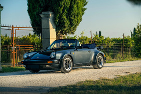 Porsche 911 type 930 Turbo 3.3 Cabriolet (1987) - angeboten als Lot 191 an der Bonhams Zoute Versteigerung am 8. Oktober 2023