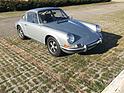 Bild: Porsche 911E 2,2 (1970) - als Lot 362 an der Bonhams Versteigerung "Les grandes marques du monde au Grand Palais" in Paris 2017