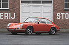Image: Porsche 911E to S-Spec 2.2-Litre Coupé (1970) - as lot 146 at the Bonhams auction Les Grandes Marcques du Monde à Paris Online Only in March 2021