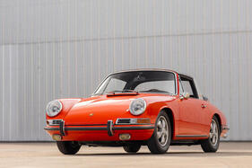 Porsche 911S 2.0 'Soft Window' Targa (1967) - als Lot 140 an der Bonhams “The Scottsdale Auction” 2025