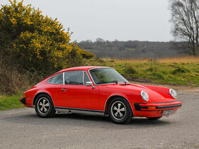 Porsche 911S 2.7-Litre Coupé (1975) - als Lot 124 an der Bonhams Goodwood Members’ Meeting Versteigerung 2025