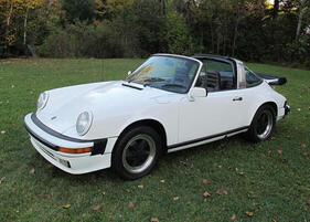 Porsche 911SC 3.0 Targa (1978) - angeboten als Lot 119 an der Bonhams The Greenwich Auction am 4. Juni 2023