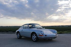 Porsche 911T 2.0-Litre Coupé (1969) - als Lot 06 an der Bonhams Zoute Versteigerung 2015 Porsche 911T 2.0-Litre Coupé (1969) - als Lot 06 an der Bonhams Zoute Versteigerung 2015