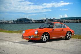 Porsche 911T 2.2 Coupé (1970) - als Lot 024 angeboten an der Bonhams Scottsdale Versteigerung am 28. Januar 2016