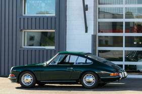 Porsche 912 Coupe (1968) - offered as lot 047 at the Bonhams Quail auction on August 19, 2022