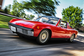 Porsche 914/4 Pickup (1971) - Gespielte Dynamik - ganz so schnell, wie er auf diesem geduldig belichteten Bild erscheint, ist der Pickup-914 in der Realität nicht.