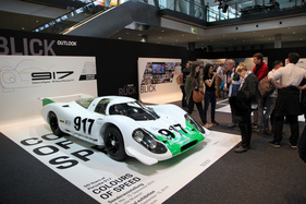Porsche 917 (1969) - Chassis 001, so erstmals präsentiert am Genfer Autosalon am 10. März 1969 - Retro Classics Stuttgart 2019 Porsche 917 (1969) - Chassis 001, so erstmals präsentiert am Genfer Autosalon am 10. März 1969 - Retro Classics Stuttgart 2019
