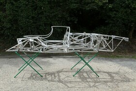 Der Besitzer von 917-021 liess einen komplett neuen Rahmen nach altem Vorbild bauen. Das Original bewahrt er als Beweis natürlich auf.