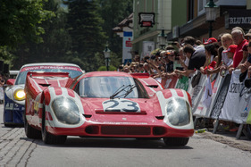 Porsche 917 (1970) - mit Startnummer R999 an der Ennstal-Classic 2017